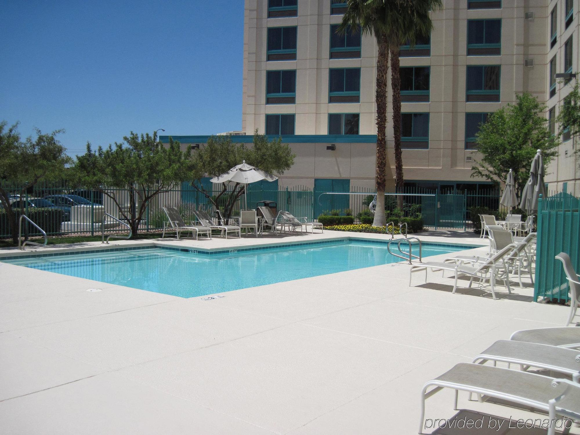 Hotel Doubletree By Hilton Vegas Airport Las Vegas