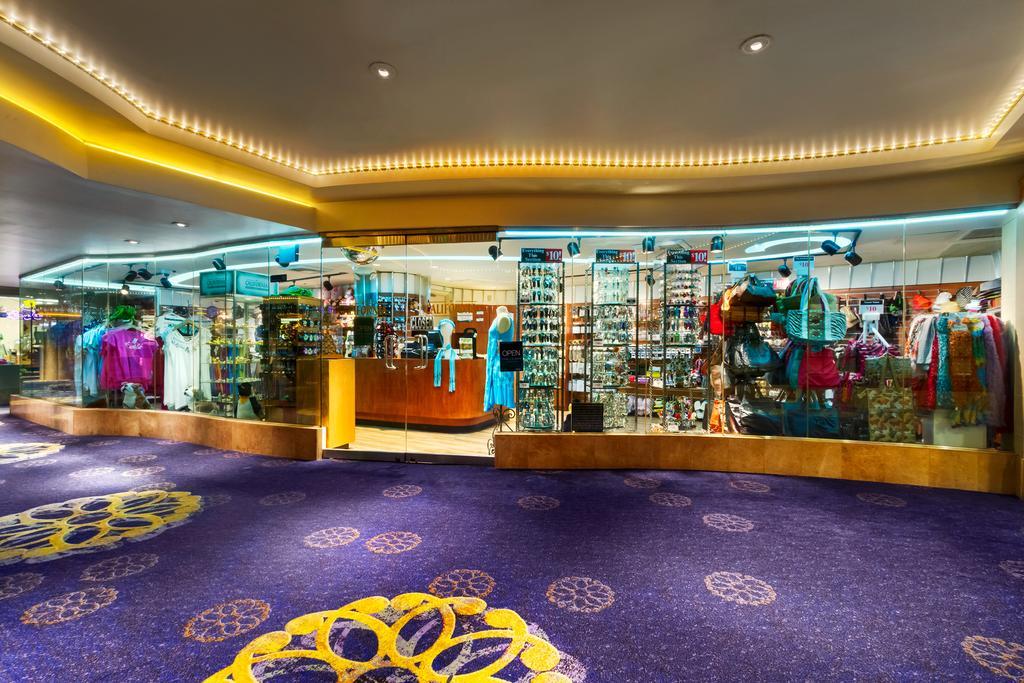California Y Casino Hotel 3*