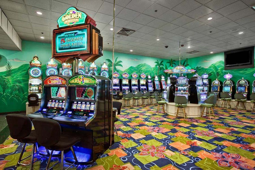 California Y Casino Hotel 3*