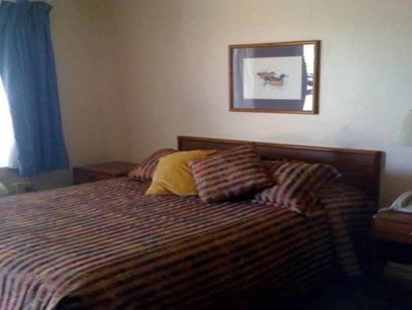 Siegel Slots And Motel