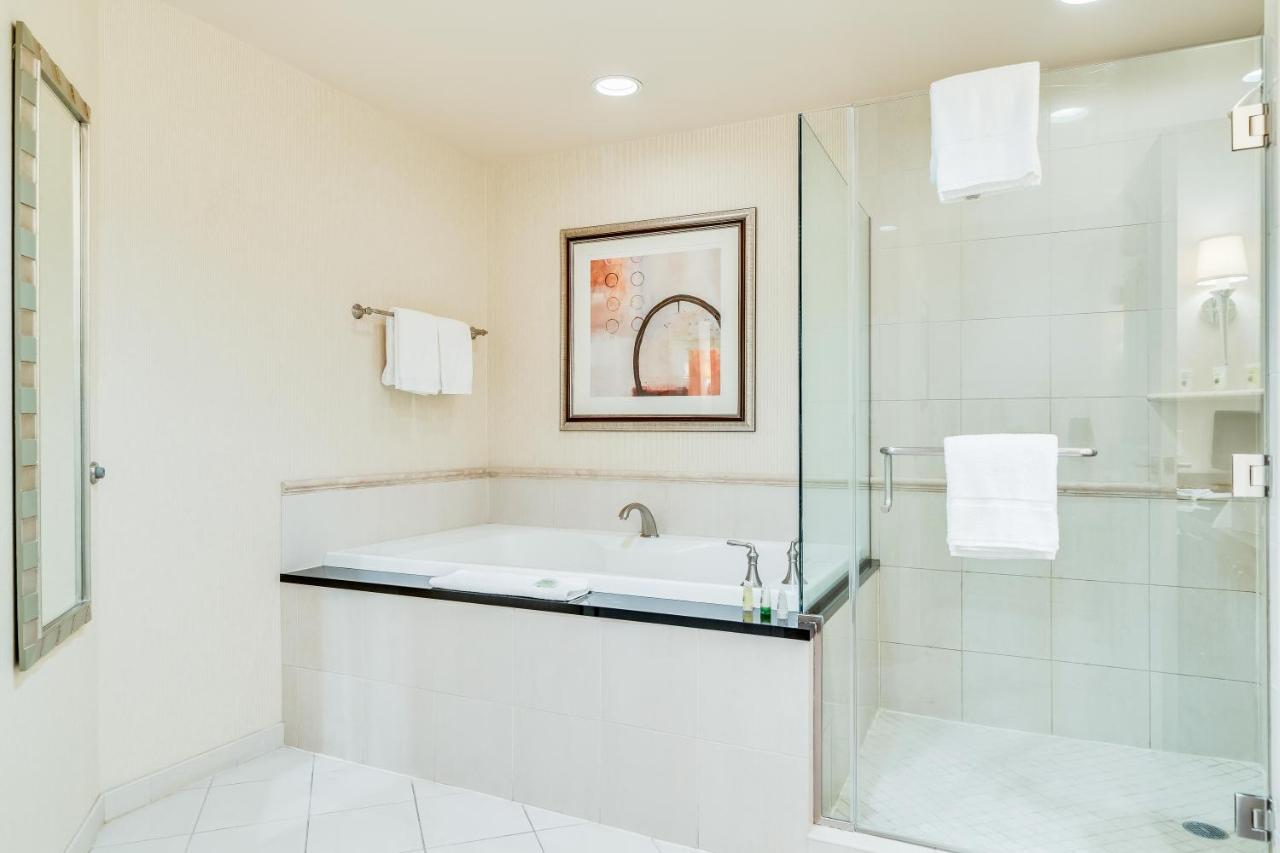 Jet Luxury At The Signature 4*