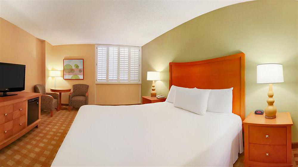 California Y Casino 3*
