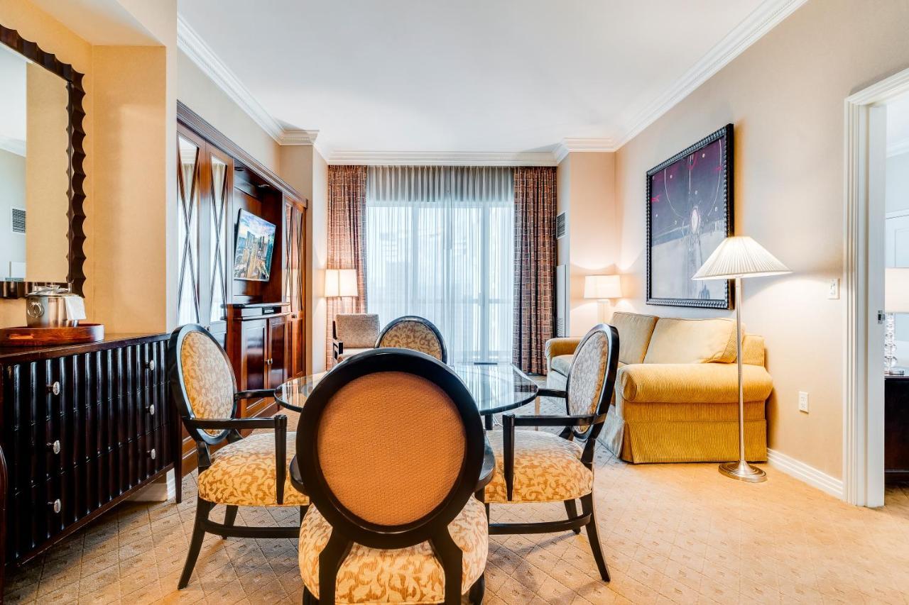 Jet Luxury At The Signature Apartahotel